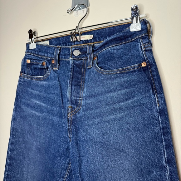 LEVI’S Premium Wedgie Straight Leg Minimalist Casual Button Fly Rigid Denim Jean - Picture 3 of 11